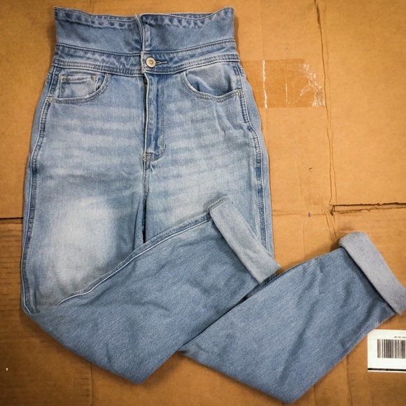 Mom Jeans Size 0 - Picture 2 of 5